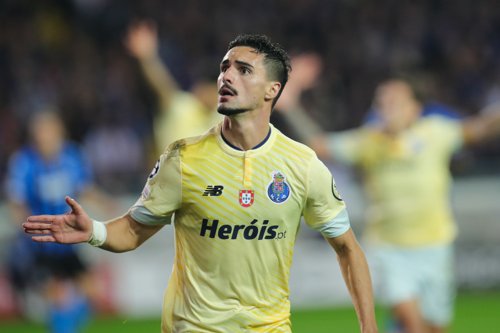 开云下载-关于波尔图训练开放日，今晨门线救险引欢呼，欧冠在即，更衣室氛围转暖的信息