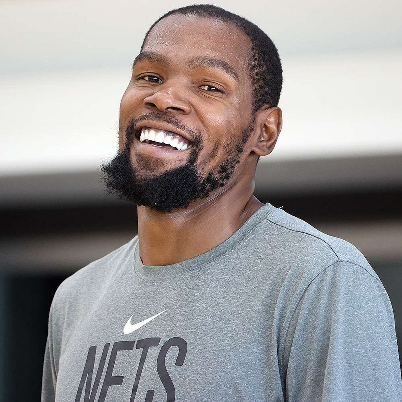 上海海港赛前主帅复盘西汉姆围绕西甲强势反弹，现场解说直呼：杜兰特在雄鹿比赛中连败(中超上海海港直播在线观看)